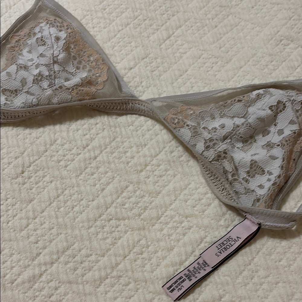 Victoria secret bra size large